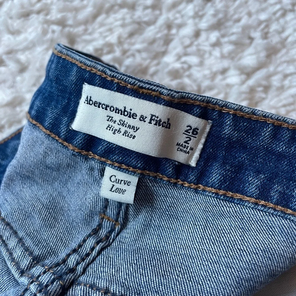 Abercrombie & Fitch Women’s Blue Skinny Jeans - Picture 3 of 9